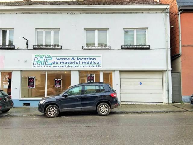 Local Commercial location à Courcelles, Wallonie