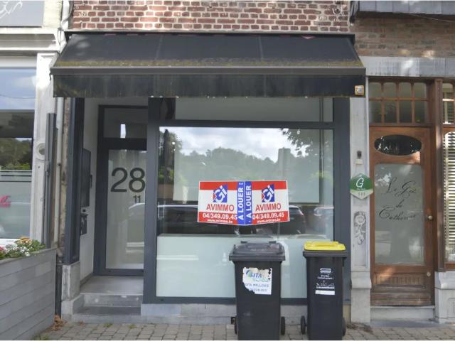 Local Commercial location à Esneux