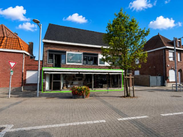 Local Commercial location à Esquelmes, Wallonie
