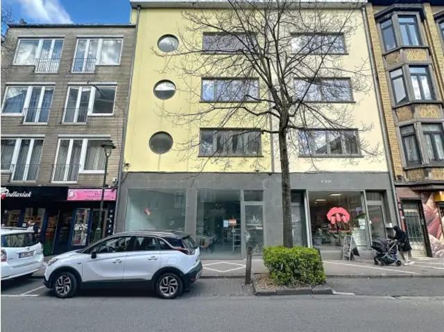 Local Commercial location à Etterbeek, Bruxelles