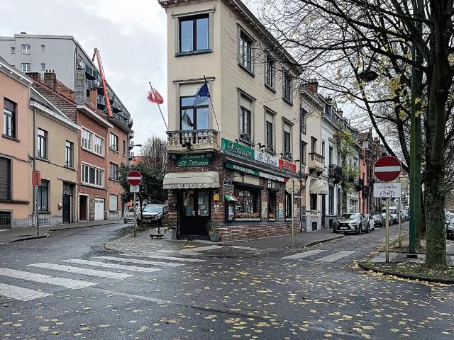 Local Commercial location à Etterbeek, Bruxelles