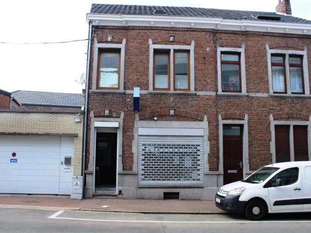 Local Commercial location à Fléron, Wallonie