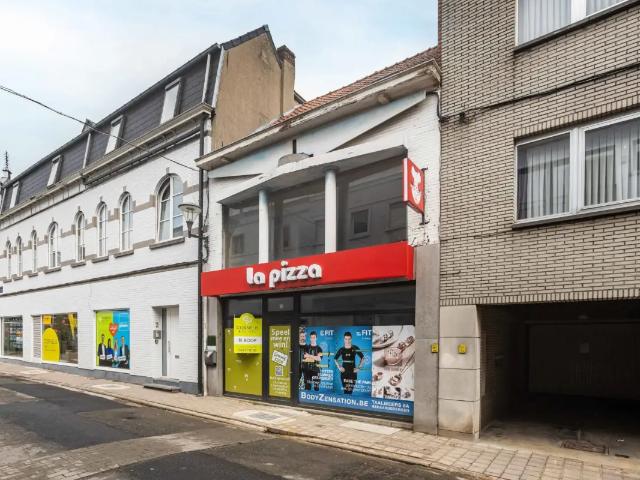 Local Commercial location à Grammont, Oost-Vlaanderen