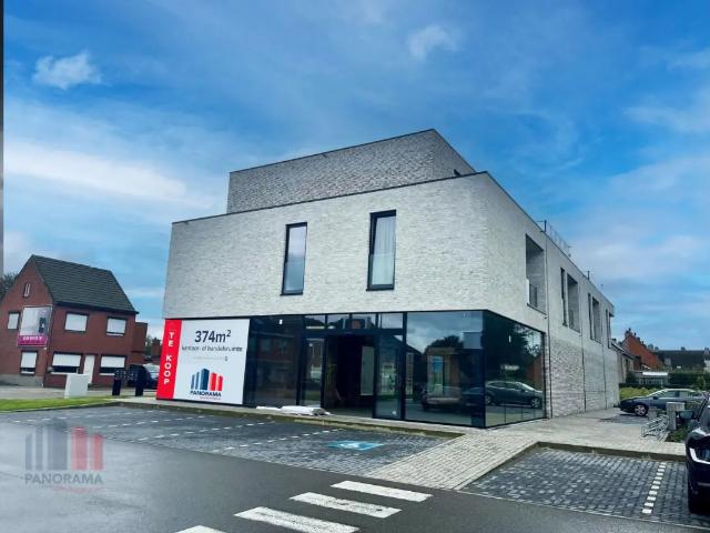 Local Commercial location à Ham, Limburg