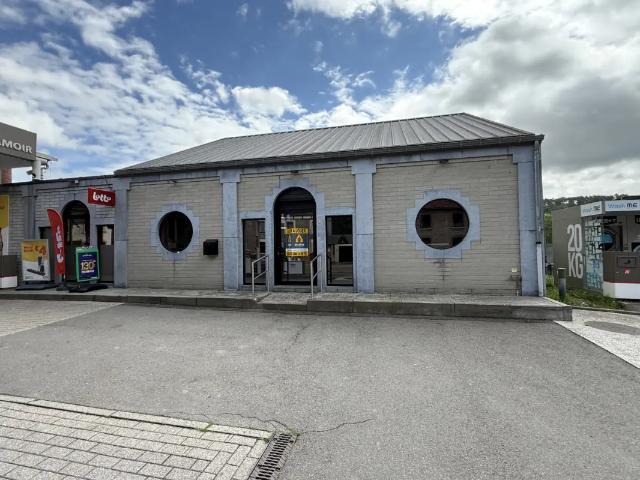Local Commercial location à Hamoir, Wallonie
