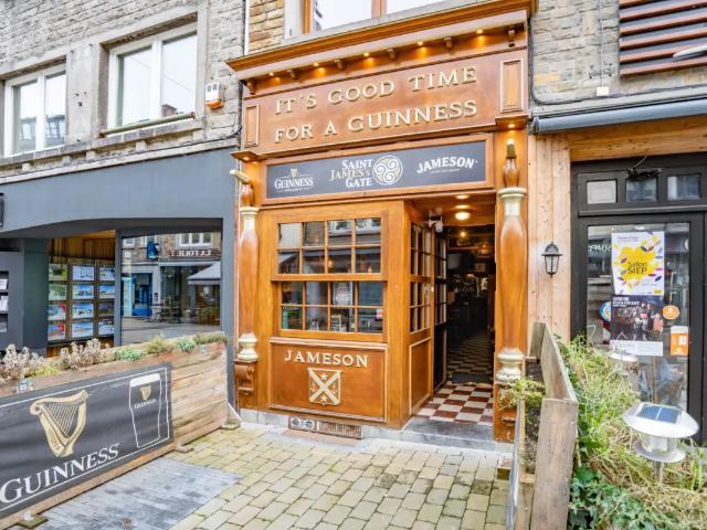 Local Commercial location à La Roche-en-ardenne, Wallonie
