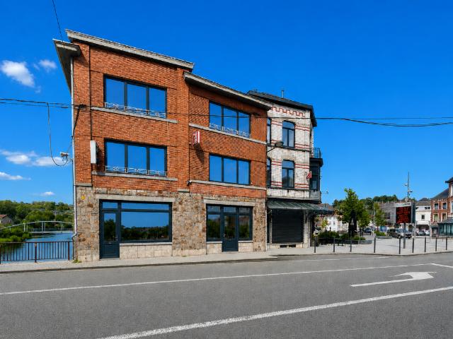 Local Commercial location à Limbourg, Wallonie