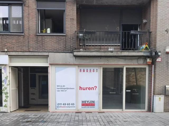 Local Commercial location à Lommel, Limburg