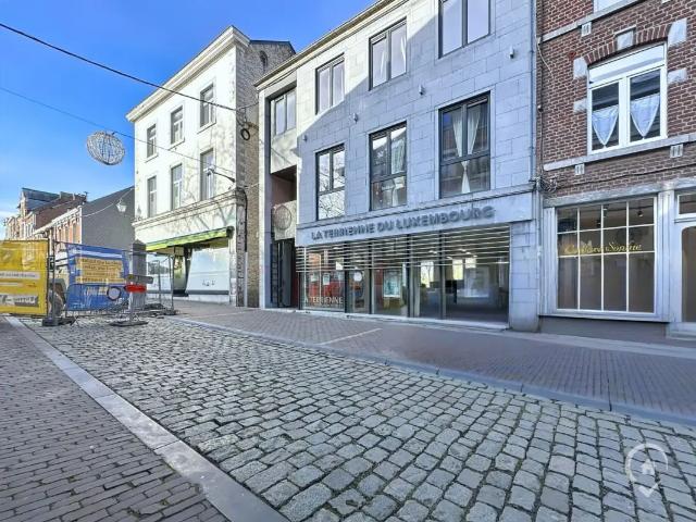 Local Commercial location à Marche, Wallonie