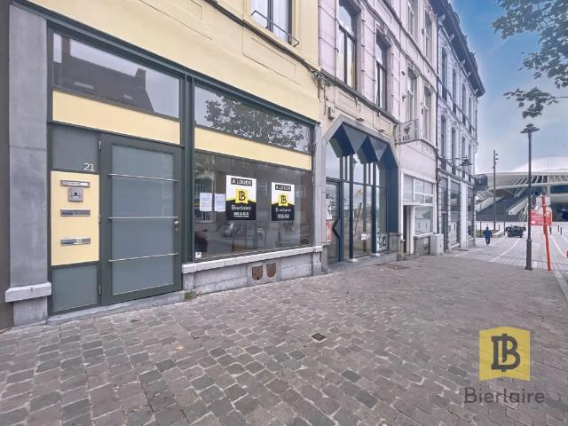 Local Commercial location à Bergen, Wallonie
