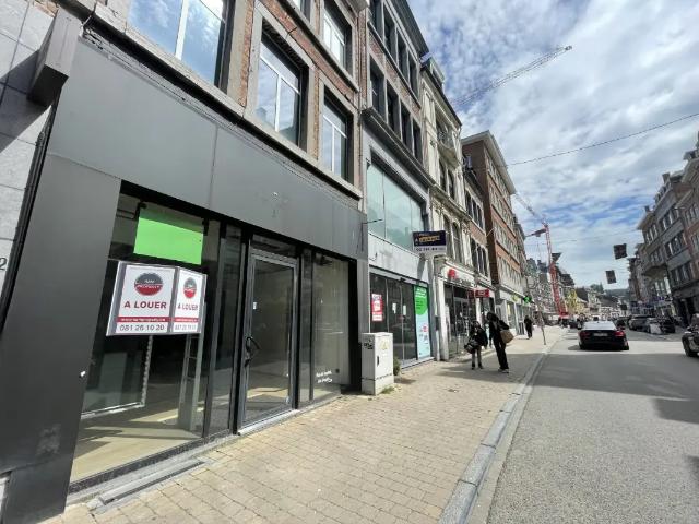 Local Commercial location à Namen, Wallonie