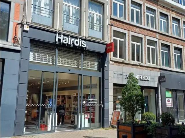 Local Commercial location à Namen, Wallonie