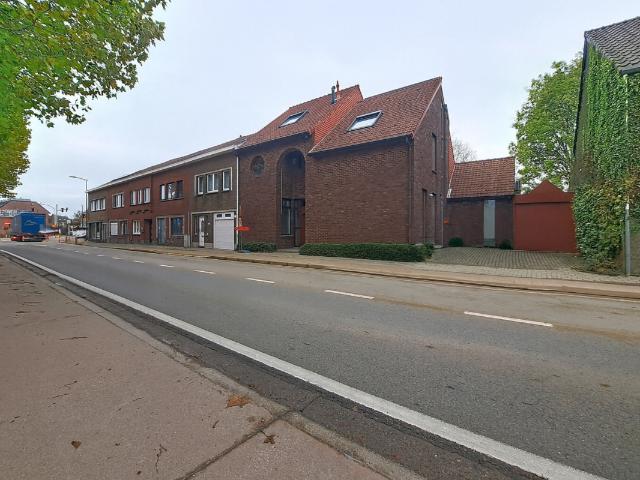 Local Commercial location à Woluwe-saint-etienne, Brabant
