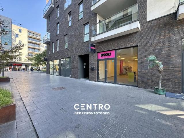 Local Commercial location à Roeselare, West-Vlaanderen