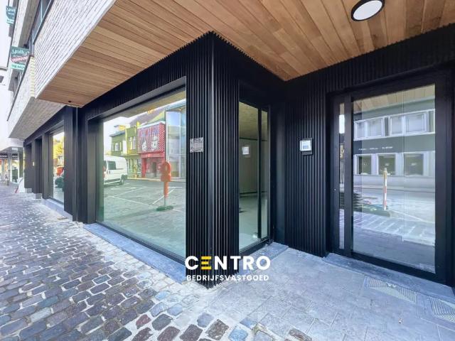 Local Commercial location à Roeselare, West-Vlaanderen