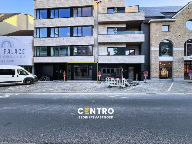 Local Commercial location à Roeselare, West-Vlaanderen