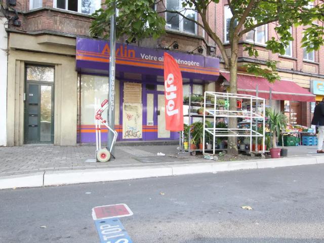 Local Commercial location à Schaarbeek, Bruxelles