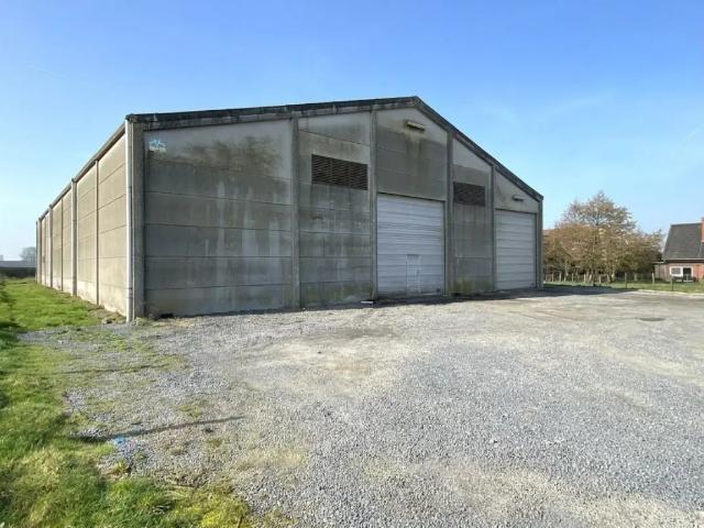 Local Commercial location à Tielt, West-Vlaanderen