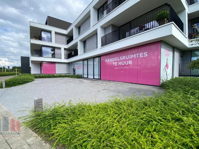 Local Commercial location à Tielt, West-Vlaanderen