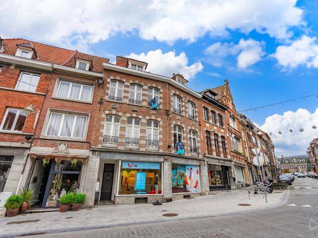 Local Commercial location à Brunehaut, Wallonie