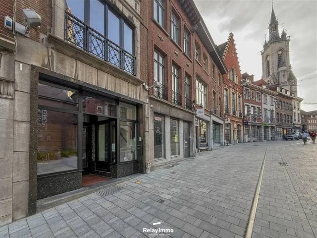 Local Commercial location à Brunehaut, Wallonie