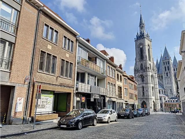 Local Commercial location à Brunehaut, Wallonie