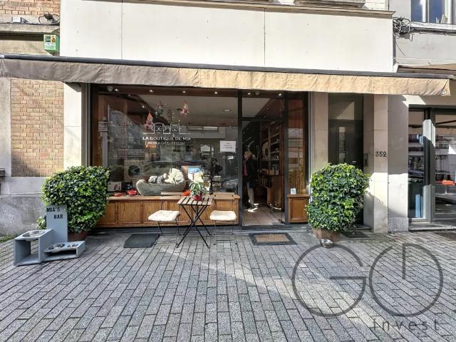 Local Commercial location à Uccle, Bruxelles