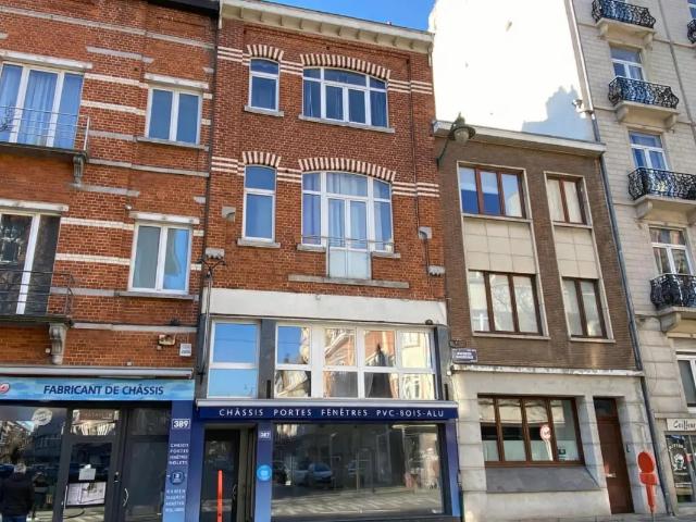Local Commercial location à Uccle, Bruxelles