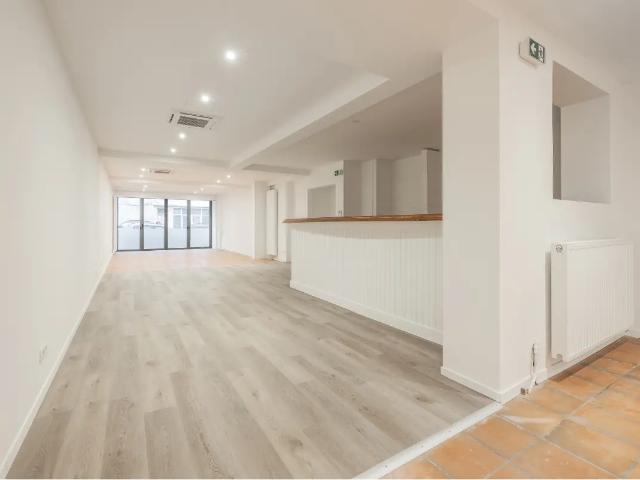 Local Commercial location à Uccle, Bruxelles