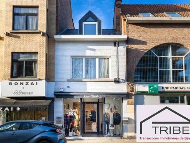 Local Commercial location à Uccle, Bruxelles