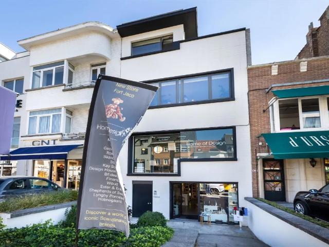 Local Commercial location à Uccle, Bruxelles