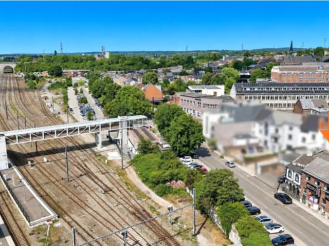 Local Commercial location à Visé, Wallonie