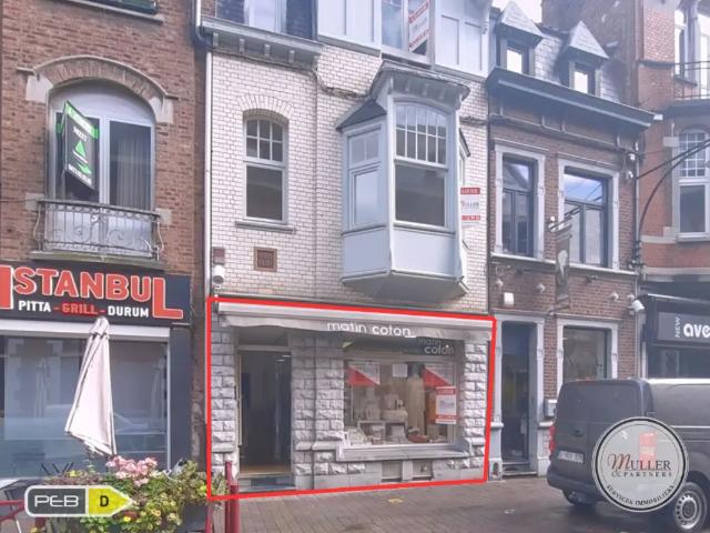 Local Commercial location à Visé, Wallonie