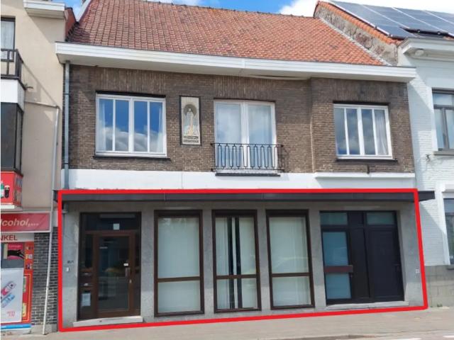 Local Commercial location à Waarschoot, Oost-Vlaanderen