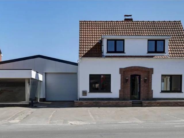 Local Commercial location à Waasmunster, Oost-Vlaanderen