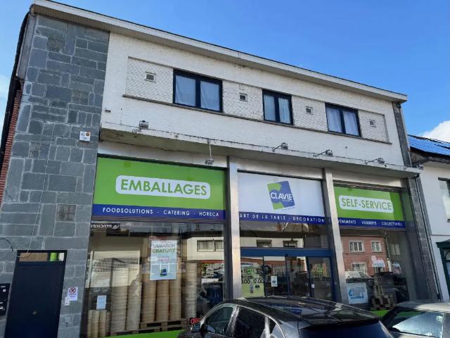 Local Commercial location à Waterloo, Wallonie