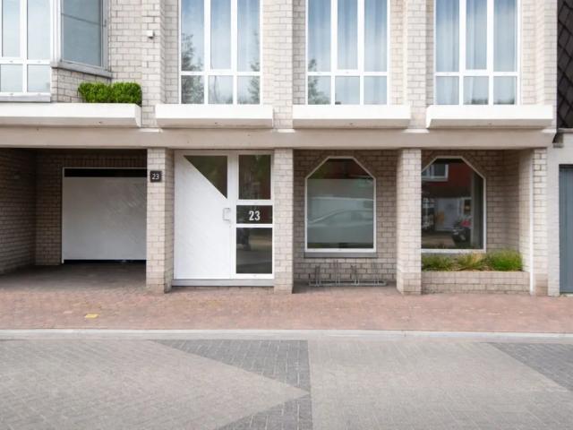 Local Commercial location à Santhoven, Antwerpen
