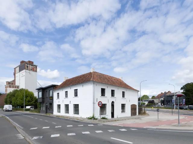 Local Commercial location à Zomergem, Oost-Vlaanderen