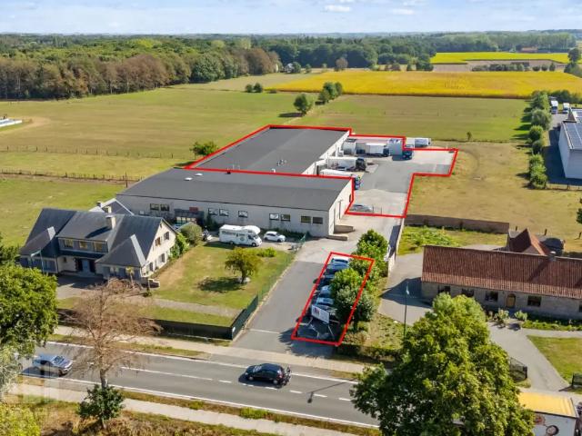 Local Commercial location à Aalter, Oost-Vlaanderen