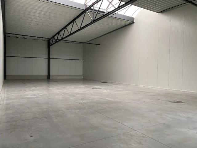 Local Commercial location à Ciney, Wallonie