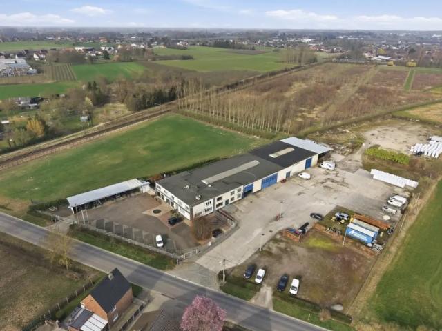 Local Commercial location à Alken, Limburg