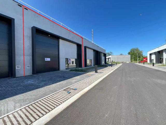 Local Commercial location à Denderleeuw, Oost-Vlaanderen