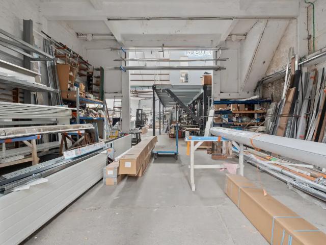 Local Commercial location à Anderlecht, Bruxelles