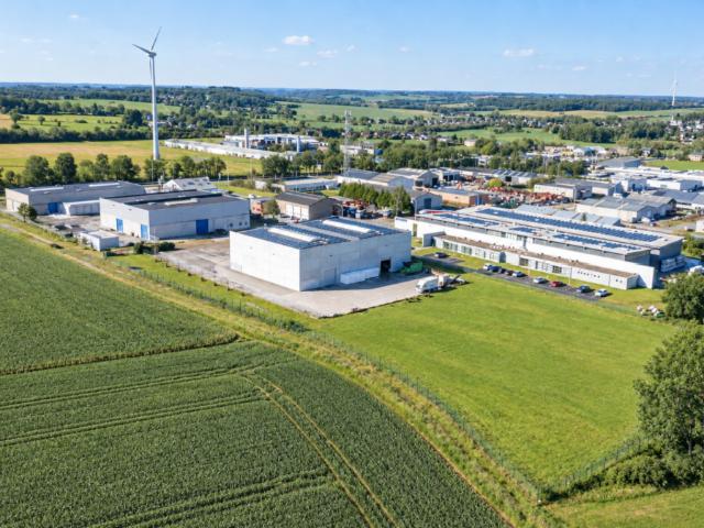 Local Commercial location à Parc d'activité économique d'Assesse, Assesse