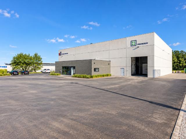Local Commercial location à Parc d'activité économique d'Assesse, Assesse