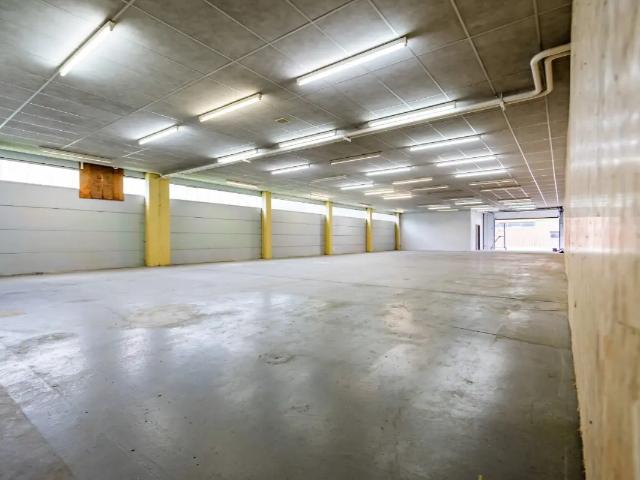 Local Commercial location à Barchon, Blegny