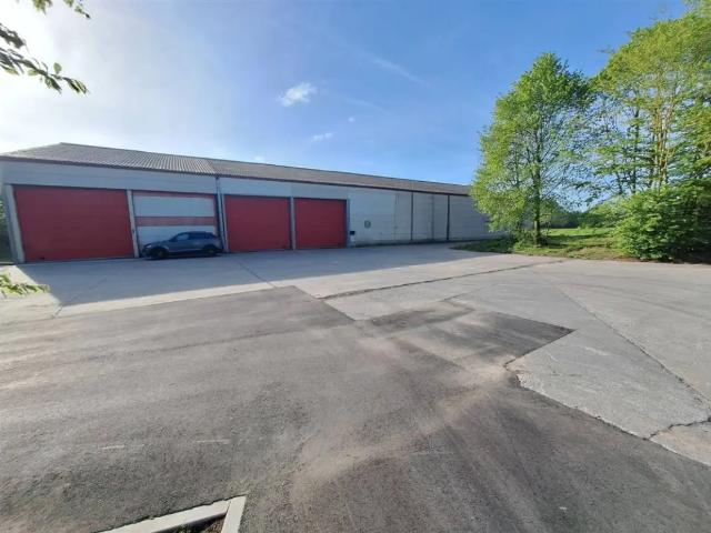 Local Commercial location à Courtrai, West-Vlaanderen