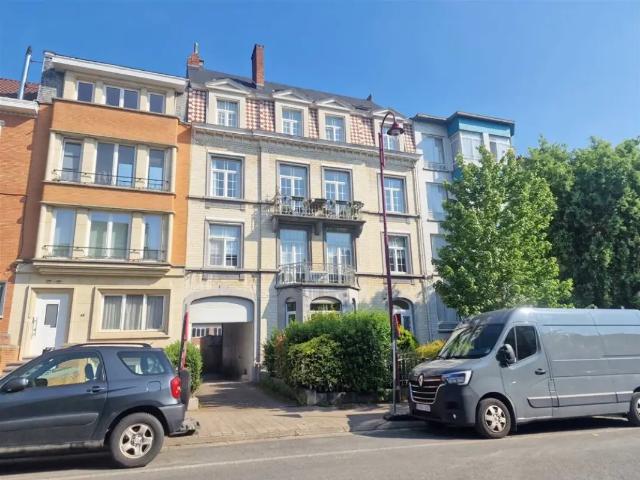 Local Commercial location à Berchem, Bruxelles