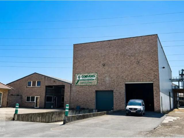 Local Commercial location à Beringen, Limburg