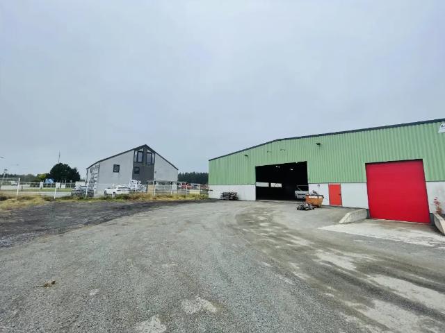 Local Commercial location à Baillamont, Wallonie